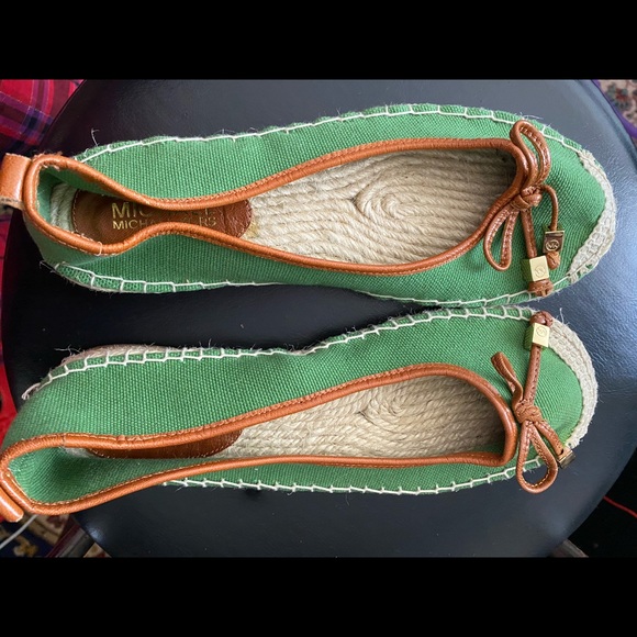 Michael Kors Loafers - Picture 3 of 7